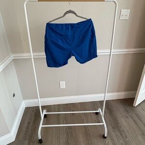 XXL Oalka Women's Blue Athletic Shorts with pockets